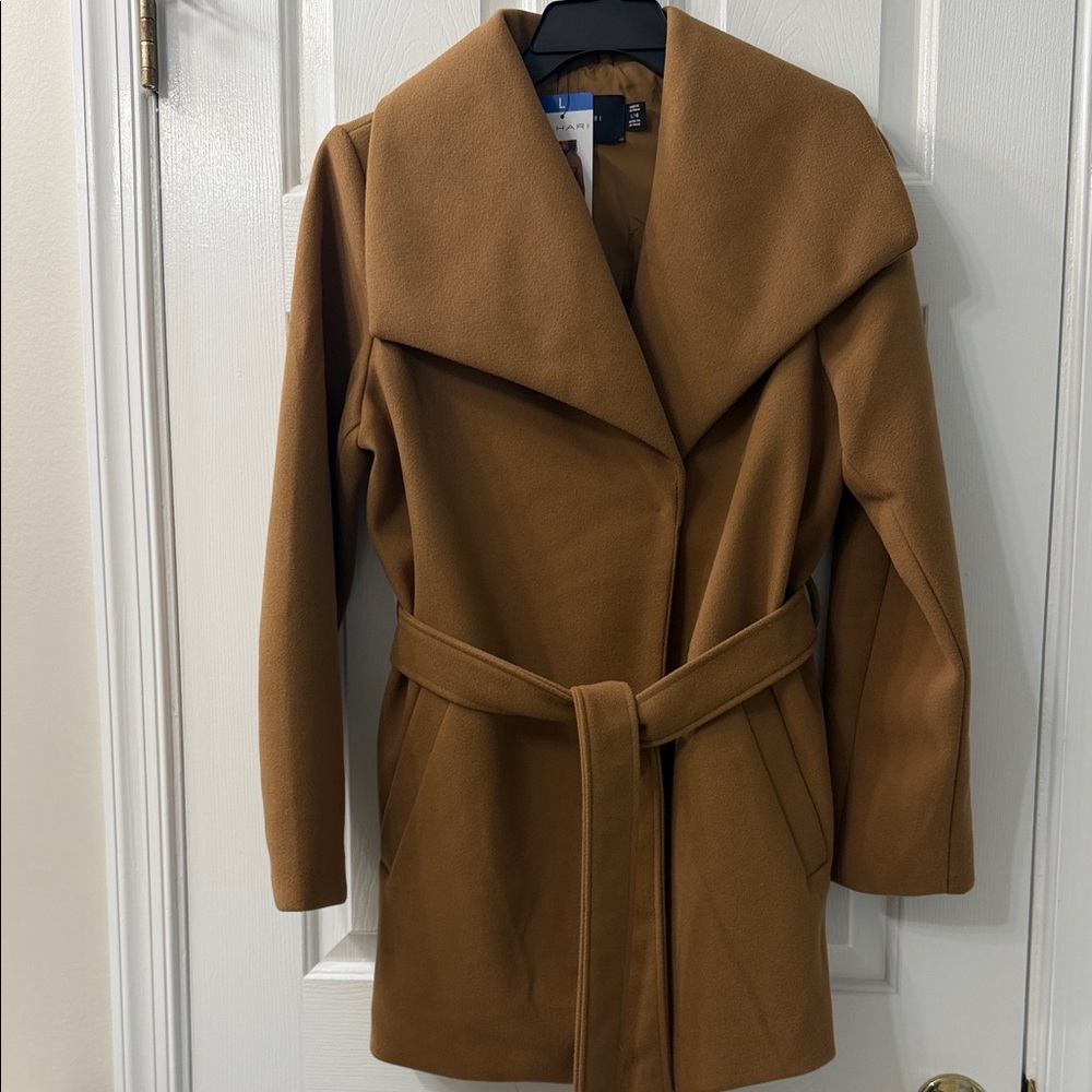 NWT Tahari Camel Peacoat for Women
